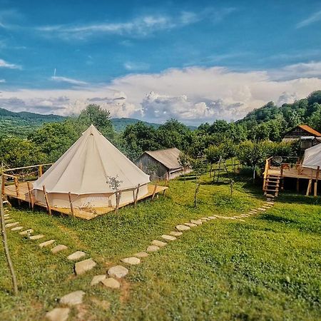 Hotel The Story Garden Corbi Exterior foto