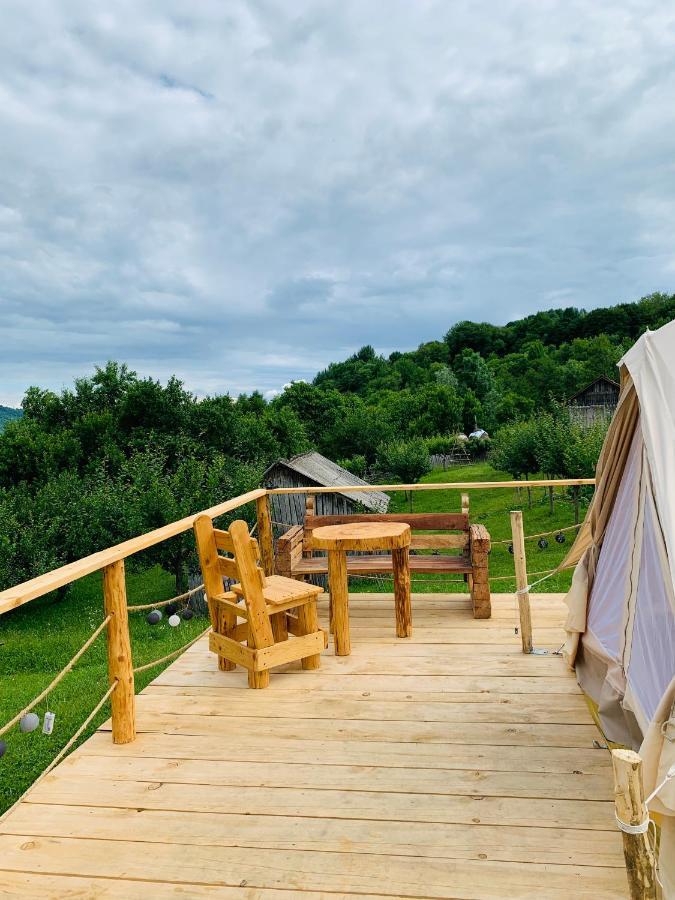 Hotel The Story Garden Corbi Exterior foto